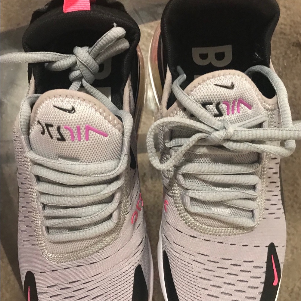 Nike AirMax 270